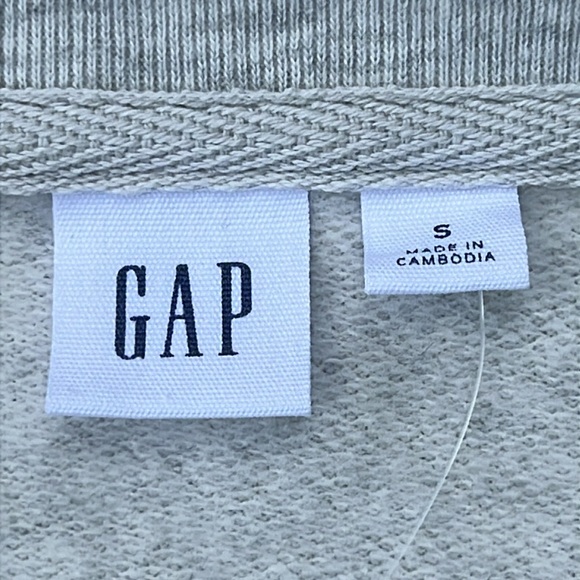 GAP V-neck Sweatshirt - Picture 6 of 15